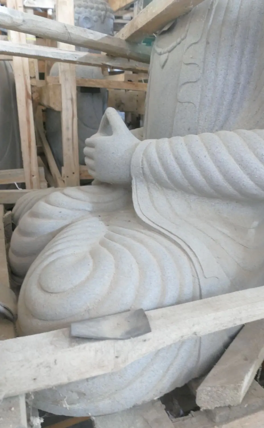  Product image 2 of the product “Seated Buddha, Thai inspired, 115cm high. Riverstone grey ”